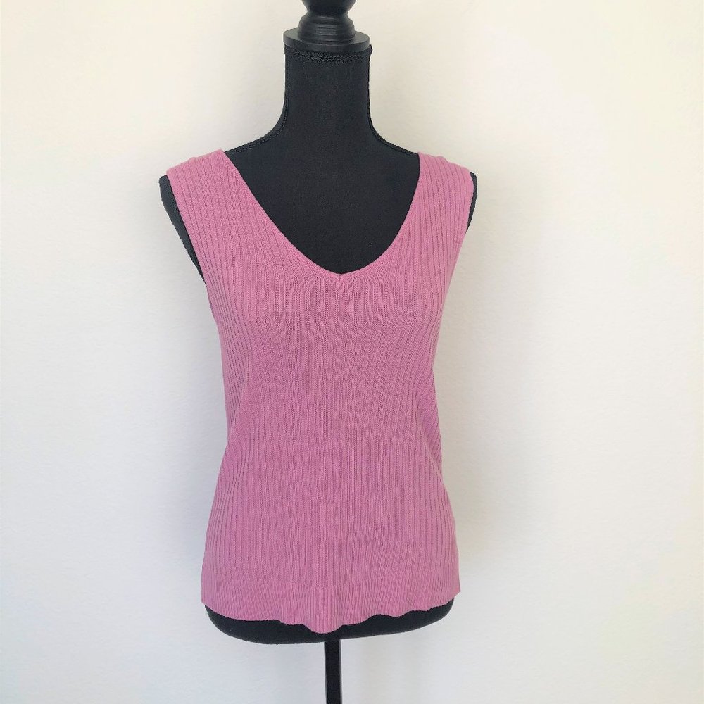 Sleeveless Ribbed sweater